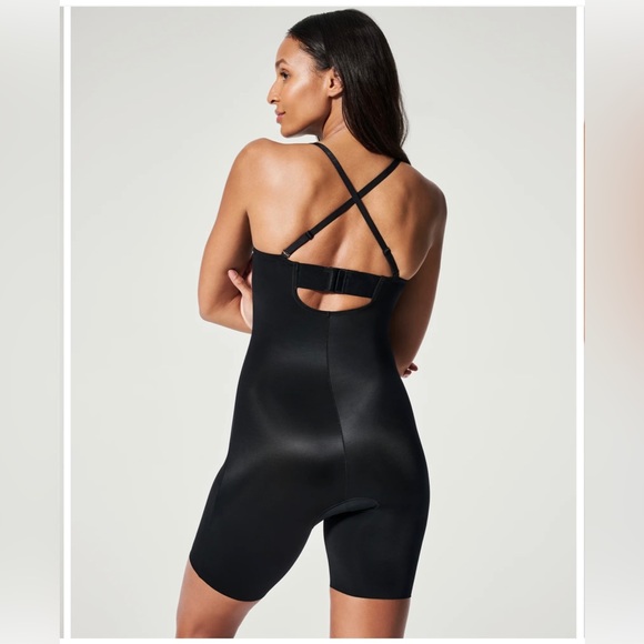 Spanx Mid-Thigh Strapless Bodysuit - Picture 6 of 13